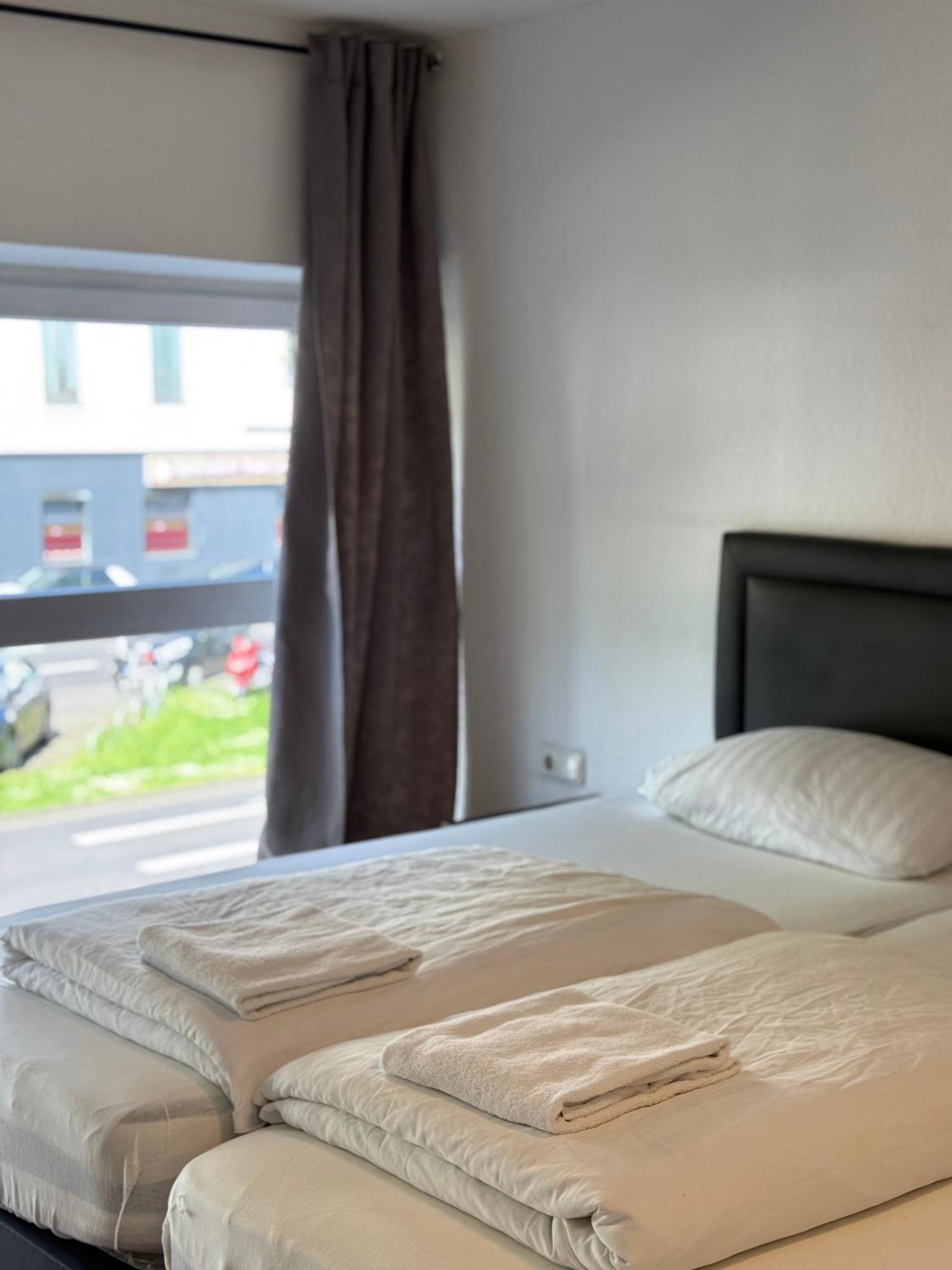 Hotel Garni Emir Cologne Exterior photo