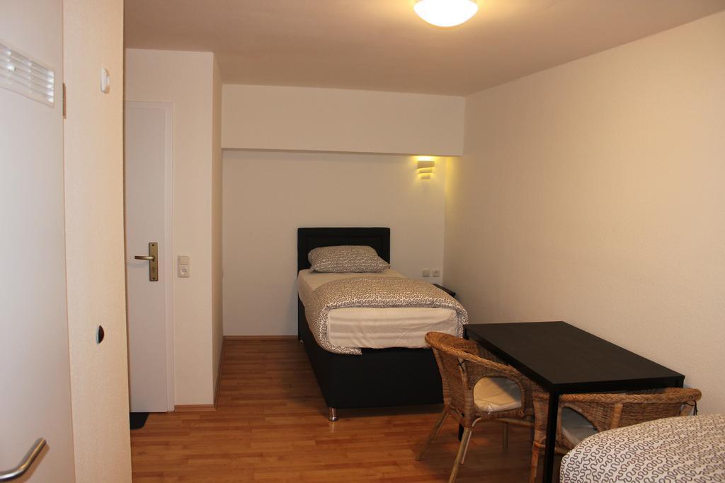 Hotel Garni Emir Cologne Exterior photo